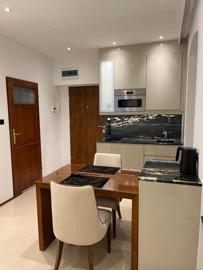 Villa La Val, Apartamenty Wałbrzych Eksteriør bilde