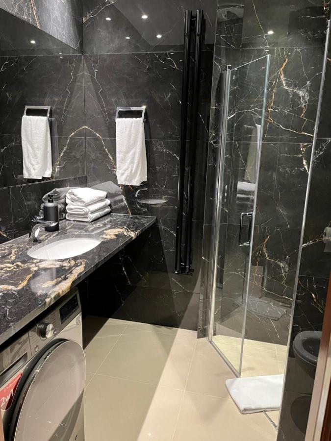 Villa La Val, Apartamenty Wałbrzych Eksteriør bilde
