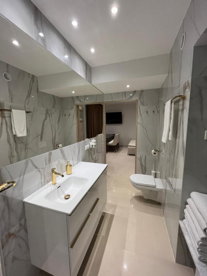 Villa La Val, Apartamenty Wałbrzych Eksteriør bilde
