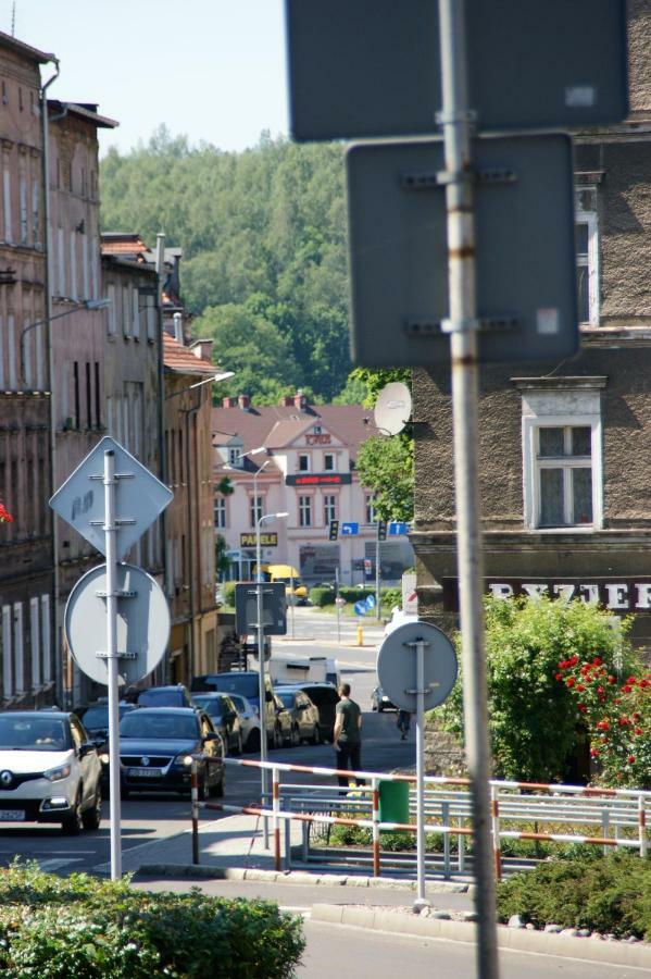 Villa La Val, Apartamenty Wałbrzych Eksteriør bilde