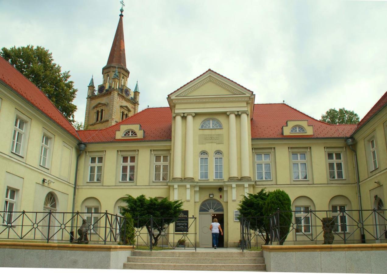 Villa La Val, Apartamenty Wałbrzych Eksteriør bilde
